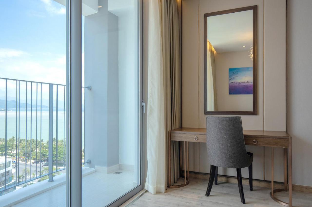 Panorama Central Nha Trang- Vietnam'S Highest Infinitive Rooftop Pool Eksteriør billede