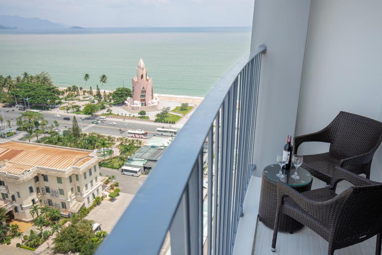 Panorama Central Nha Trang- Vietnam'S Highest Infinitive Rooftop Pool Eksteriør billede
