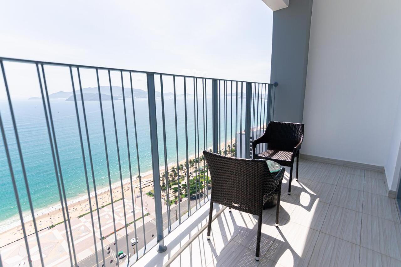 Panorama Central Nha Trang- Vietnam'S Highest Infinitive Rooftop Pool Eksteriør billede