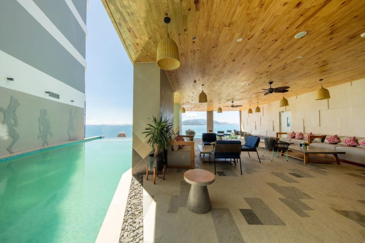 Panorama Central Nha Trang- Vietnam'S Highest Infinitive Rooftop Pool Eksteriør billede